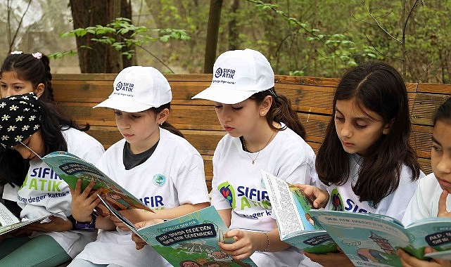 Büyükşehir Belediyesi, “Uluslararası Sıfır Atık Haftası” kapsamında öğrencilere yönelik kitap
