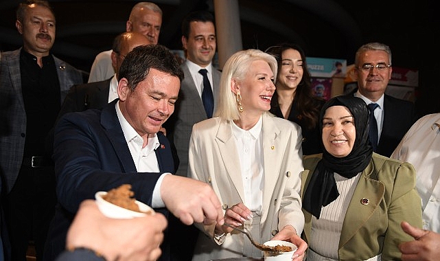 Osmangazi Belediyesi’nin ev sahipliğinde düzenlenen “Osmanlı Başkentleri Osmangazi’de Buluşuyor” adlı
