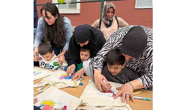 Büyükşehir, 2 Nisan Dünya Otizm Farkındalık Günü kapsamında düzenlediği etkinlikte