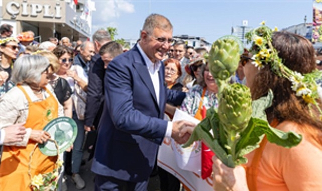 İzmir Büyükşehir Belediye Başkanı Dr.