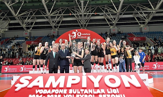    Vodafone’un isim sponsorluğunda düzenlenen Sultanlar Ligi’nde final heyecanı sona