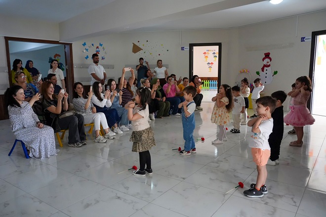 Tarsus Belediyesi, Anneler Günü’nü sevgi dolu ve neşeli etkinliklerle kutladı.