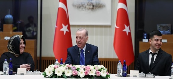 Cumhurbaşkanı Recep Tayyip Erdoğan, Cumhurbaşkanlığı Külliyesi’nde işçi, memur ve işveren