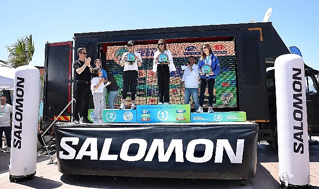Çeşme, Ilıca ve Alaçatı’nın doğal güzellikleri arasındaki Salomon Çeşme Maratonu’nda
