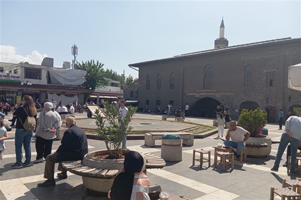 Diyarbakır, 13 Mayıs (Hibya) – Diyarbakır halkı, terör örgütü PKK’nın
