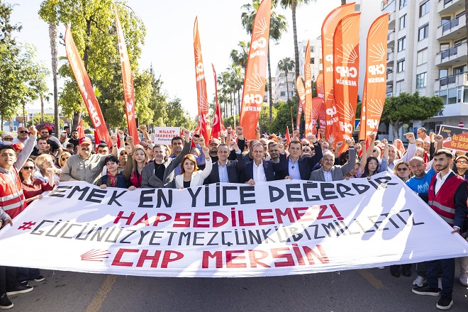 Mersin’de 1 Mayıs Emek ve Dayanışma Günü kapsamında, Yenişehir Miting