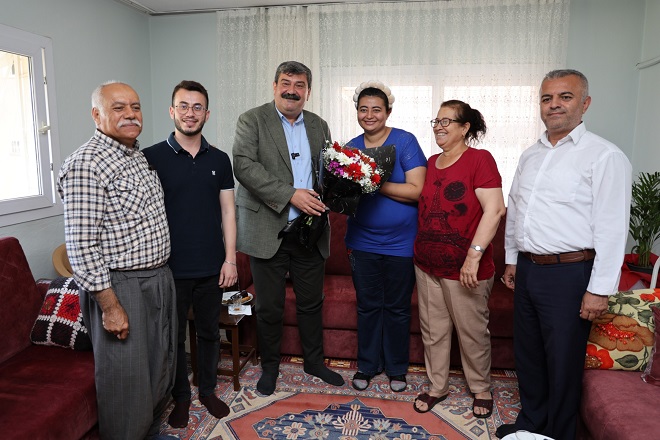 Toroslar Belediye Başkanı Abdurrahman Yıldız, Engelliler Haftası kapsamında özel bir