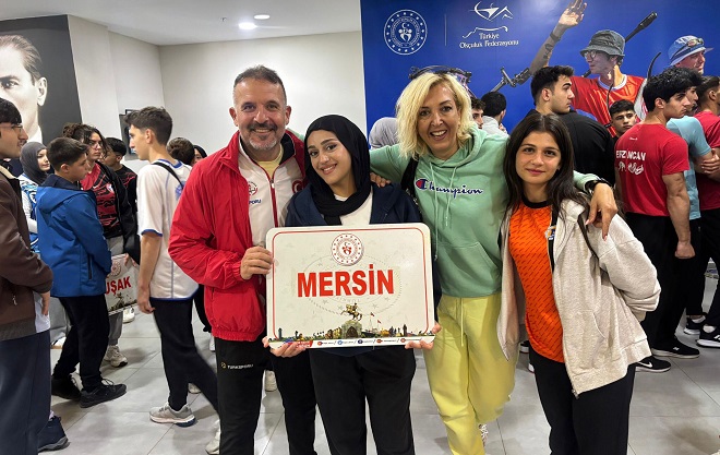 Okul sporları genç A kategorisi bilek güreşinde Mersin’i temsil eden