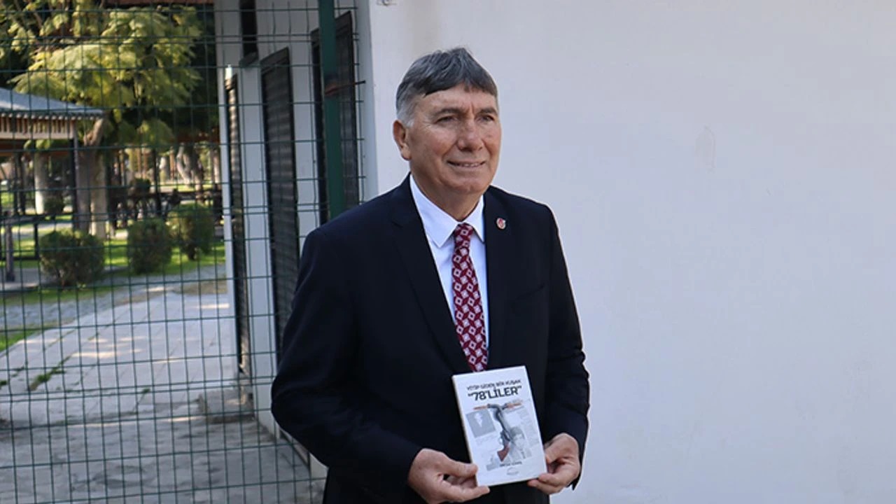 Mersin’de Gazeteci Yazar Ercan Güneş, “Yitip Giden Bir Kuşak 78’liler”