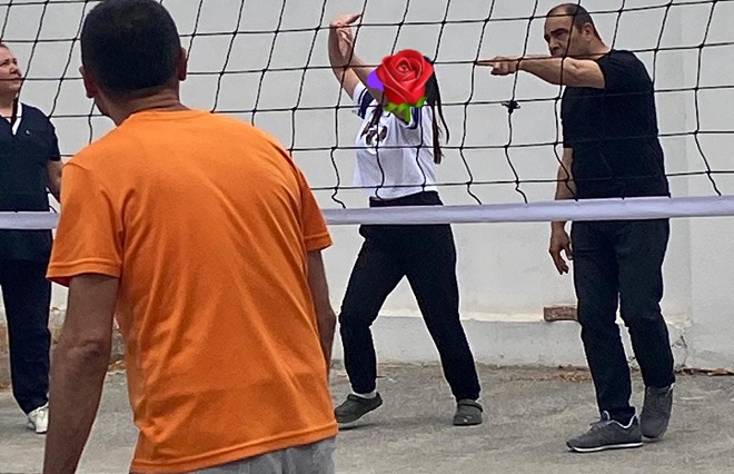 Toroslar’da Anlamlı Buluşma: ÇEMATEM ve AEÇERM Hastaları Emniyet Teşkilatıyla Voleybol