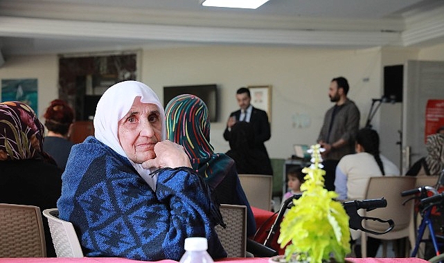 Keçiören Belediyesi’ne bağlı Gönül Köşkü Huzurevi’nde Anneler Günü kutlaması düzenlendi.