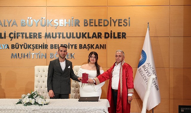 Antalya’da evliliklerini özel bir tarihte gerçekleştirmek isteyen çiftler “05.