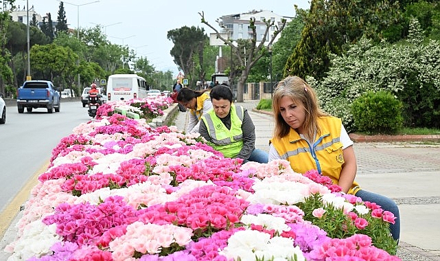 Aydın Büyükşehir Belediyesi’nin kenti dört bir yanında gerçekleştirdiği çalışmalar devam