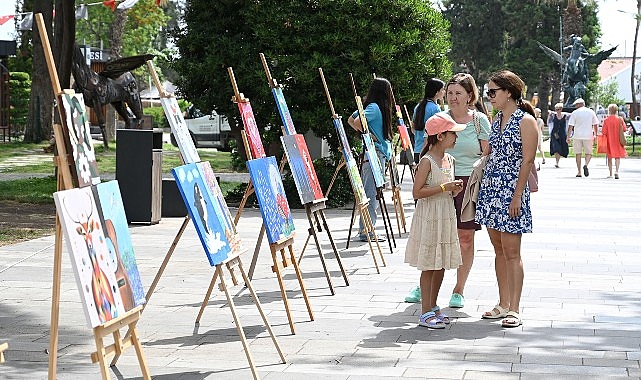 Kemer Belediye Başkanı Necati Topaloğlu, Çamyuva Rukiye Koç Ortaokulu tarafından