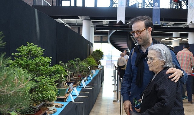 Büyükşehir Belediyesi, doğanın minyatür bir yansıması olan bonsai sanatına ev