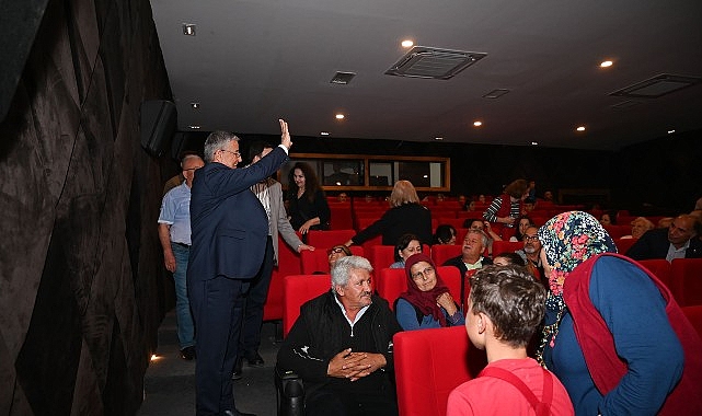 Senaryosunu Emine Öney'in yazdığı ve yönettiği “Gülşen” tiyatro oyunu üçüncü