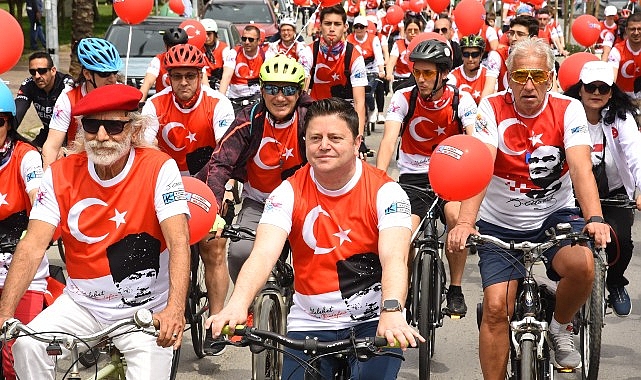 Kadıköy’de, 19 Mayıs Atatürk’ü Anma, Gençlik ve Spor Bayramı her