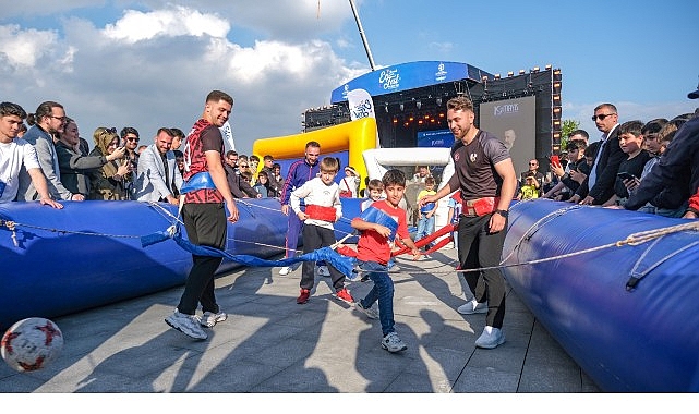 Kocaeli Büyükşehir Belediyesi’nin düzenlediği EnFest Gençlik Festivali, ikinci gününde de