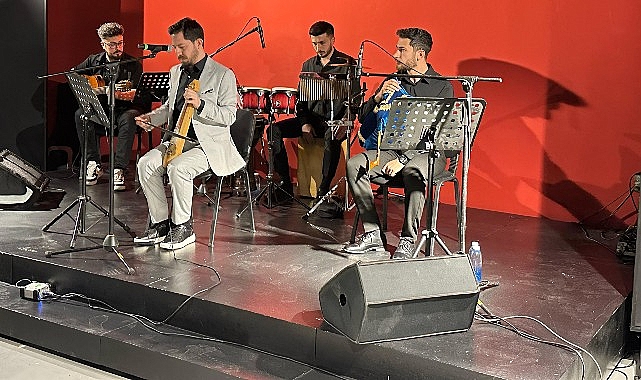 MEM Sahne konserleri bu ay “Karadeniz’e Doğru” temasıyla gerçekleştirildi.