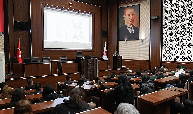 Keçiören Belediyesi hem personele hem de stajyerlere yönelik eğitimlere devam