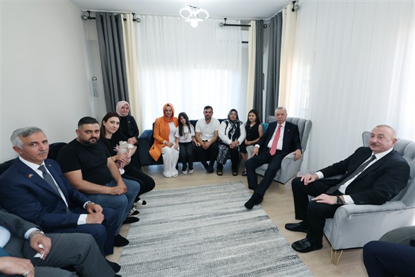 Cumhurbaşkanı Recep Tayyip Erdoğan, Azerbaycan Cumhurbaşkanı İlham Aliyev ile Kahramanmaraş’ta