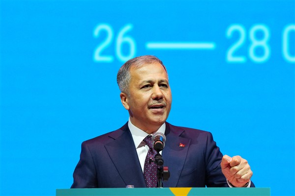 İçişleri Bakanı Ali Yerlikaya, Türkiye’de geçen yıl trafikte meydana gelen