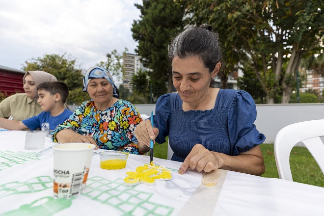 Mersin Büyükşehir Belediyesi’nin özel gereksinimli birey ve ailelerine destek olmak,