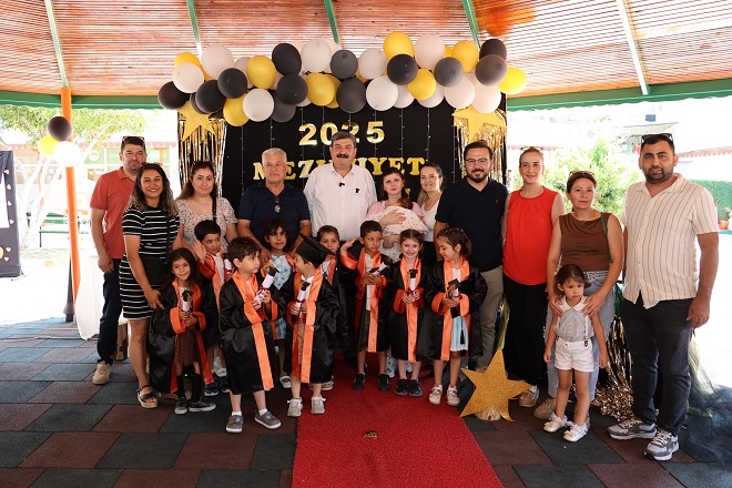 Toroslar Belediyesi bünyesinde hizmet veren gündüz bakımevlerinde eğitim gören minik
