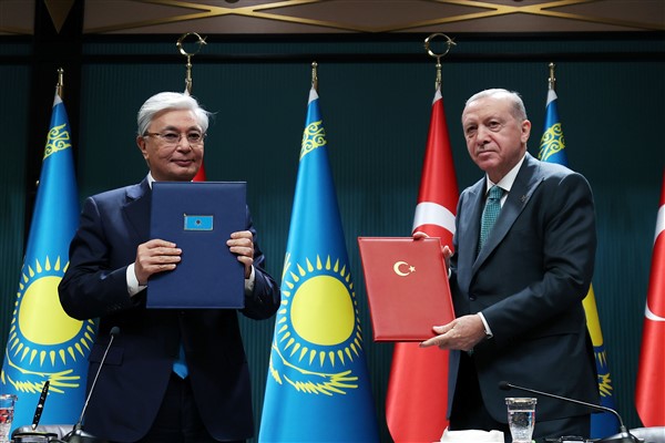 Cumhurbaşkanı Recep Tayyip Erdoğan ve Kazakistan Cumhurbaşkanı Kasım Cömert Tokayev