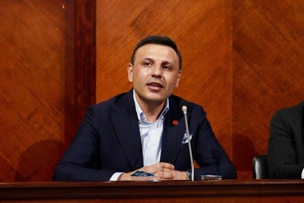 Cumhuriyet Halk Partisi (CHP) İstanbul İl Başkanı Özgür Çelik, Sivas’ta