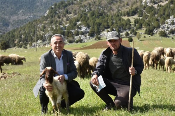 DEVA Partisi Genel Başkan Yardımcısı ve Kahramanmaraş Milletvekili İrfan Karatutlu,