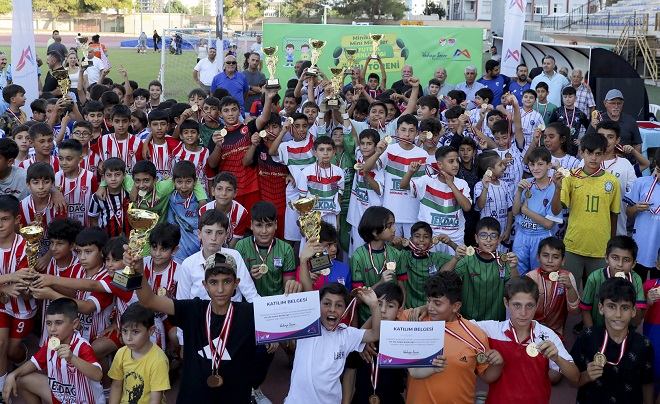 Mersin’de her yaştan insanı sporla tanıştırmak için çalışan Mersin Büyükşehir