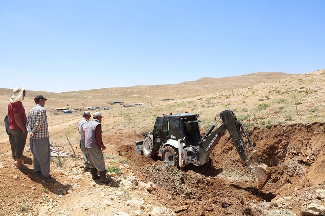 Toroslar Belediyesi, yüksek rakımlı yayla yollarında yaptığı çalışmalarla konar-göçer yörüklerin