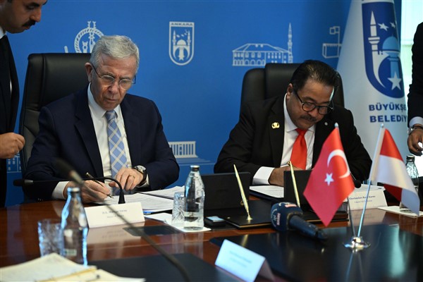 Ankara’nın 54’üncü kardeş kenti Endonezya’nın başkenti Cakarta oluyor. Ankara Büyükşehir