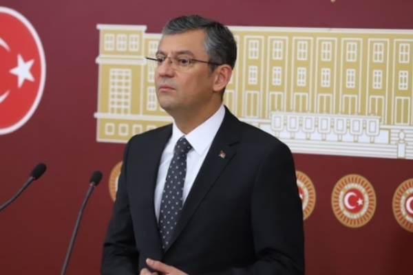 Cumhuriyet Halk Partisi (CHP) Genel Başkanı Özgür Özel, “Kardeşliğin türküsünü