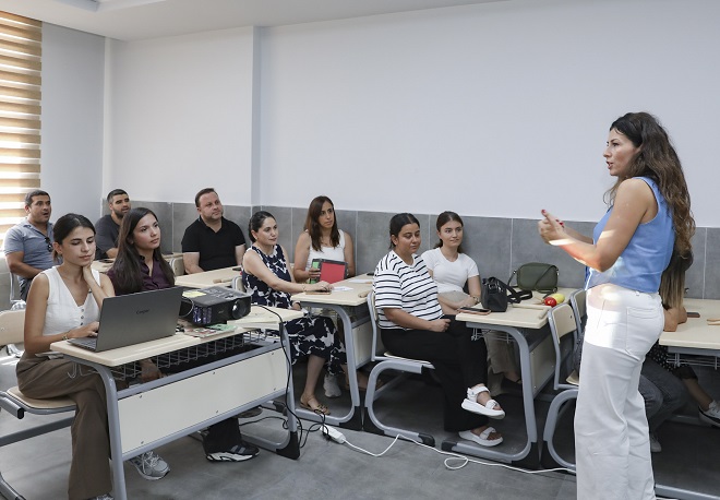 Mersin Büyükşehir Belediyesi, ailelerin çocuklarıyla kurdukları ilişkilere destek vermek amacıyla