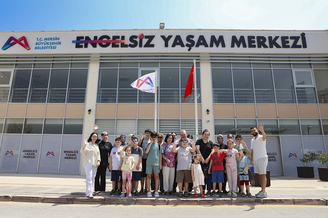 Mersin Büyükşehir Belediyesi, özel gereksinimli bireylerin sosyal yaşamda daha aktif