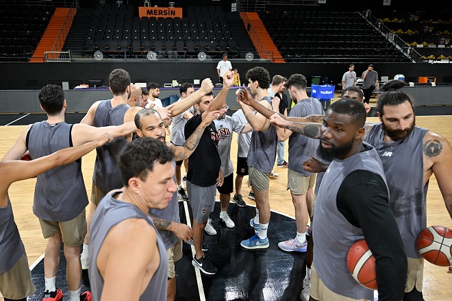 Türkiye Sigorta Basketbol Süper Ligi 2024-2025 sezonunu 6.sırada tamamlayarak Avrupa