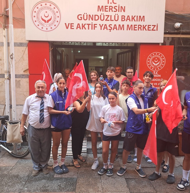 Mersin’in Akdeniz ilçesi Çankaya Mahallesi Balık Pazarı civarındaki eski Sosyal