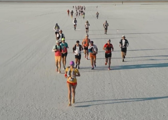 Çukurova Belediyesi’nin ödüllere doymayan maratoncuları dünyada tuz üzerinde koşulan tek