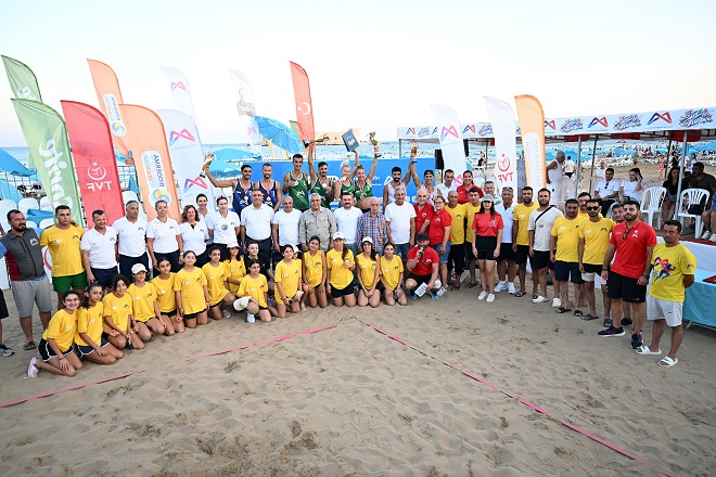 Uluslararası organizasyonlarla sporun her dalını kente taşırken, Mersin’i de tüm