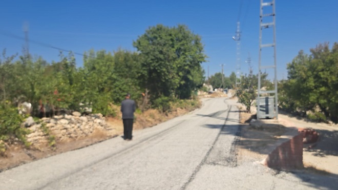 Mersin’in Gülnar ilçesinde, Merkez Akdeniz Mahallesi’ne bağlı Misafırkaşı semtinde uzun