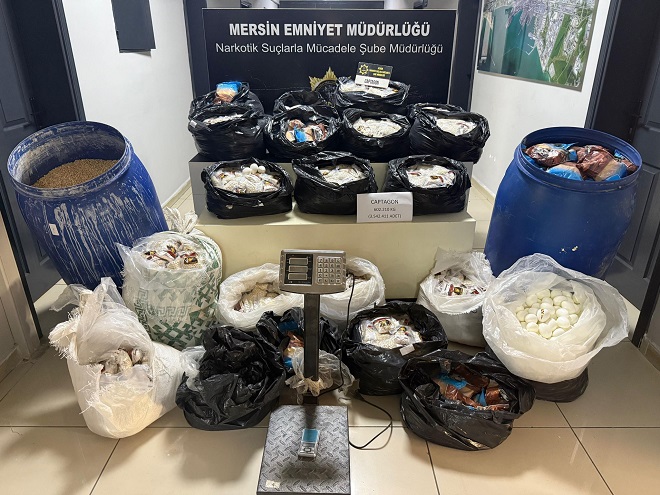 Mersin’de, İl Emniyet Müdürlüğü Narkotik Suçlarla Mücadele ve İstihbarat Şube