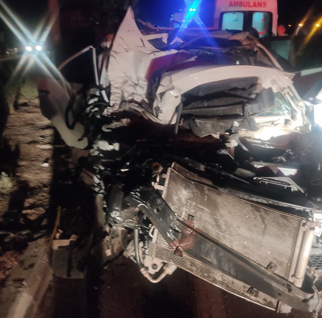 Mersin-Karaman yolunda meydana gelen trafik kazasında aynı aileden 4 kişi