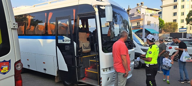 Mersin’de okul servis araçlarına sıkı denetim