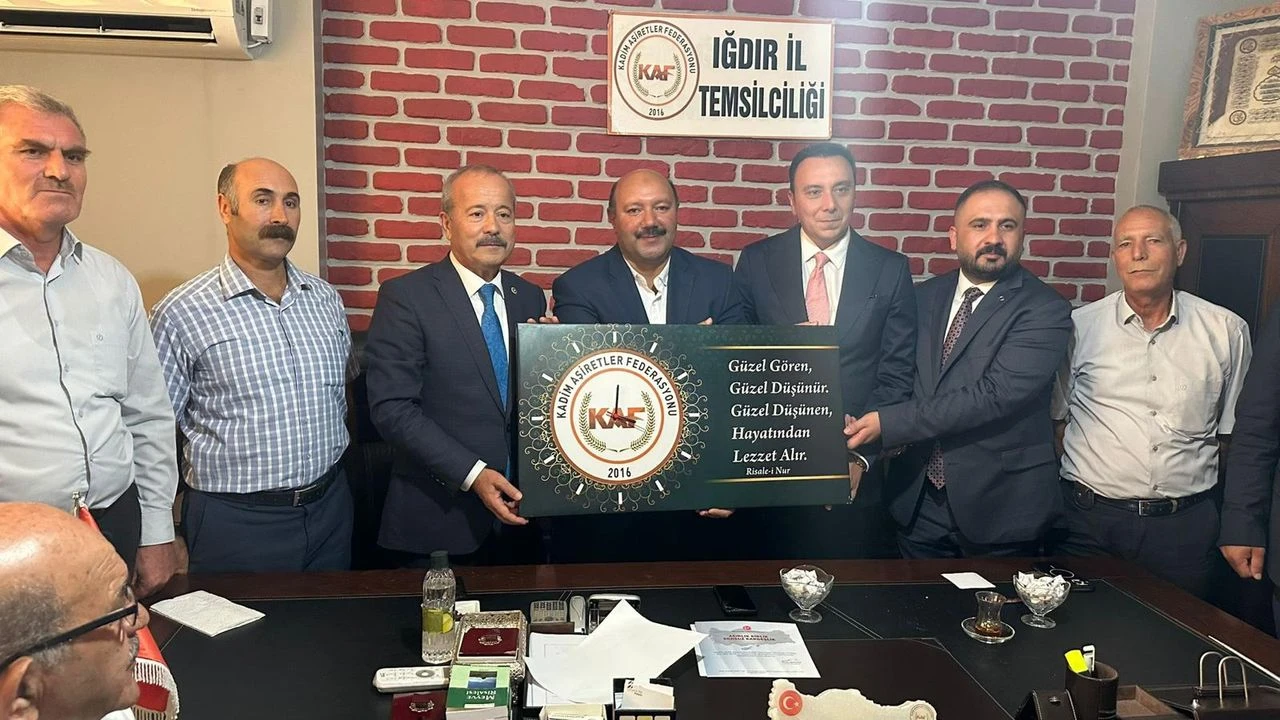 MHP heyeti, Iğdır’da aşiret liderlerini ziyaret etti. Görüşmede “Terörsüz Türkiye”
