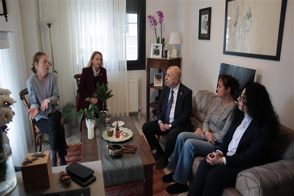 Zafer Partisi Genel Başkanı Ümit Özdağ, Mattia Ahmet Minguzzi’nin annesi