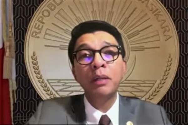Madagaskar Devlet Başkanı Andry Rajoelina’nın, halka hitap etmesi planlanan saatten