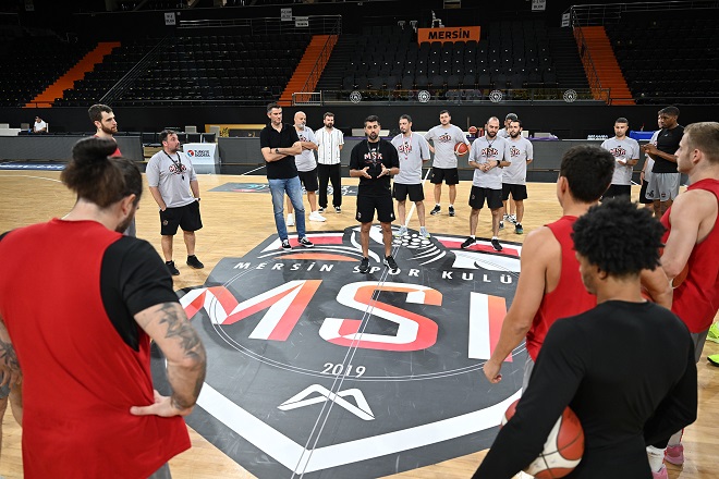 LİDER MERSİN’DE HEDEF BEŞİKTAŞ