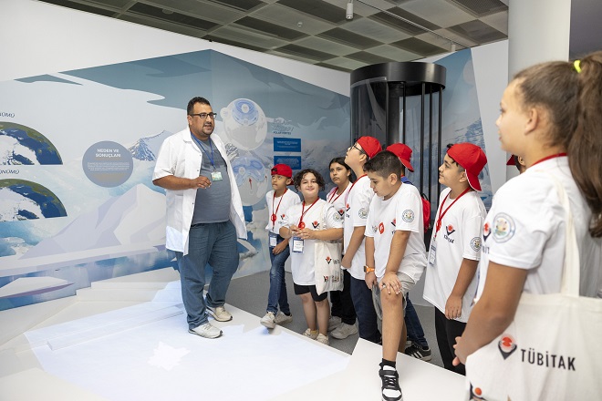 ÖZEL ÖĞRENCİLER İÇİN BİLİM YOLCULUĞU